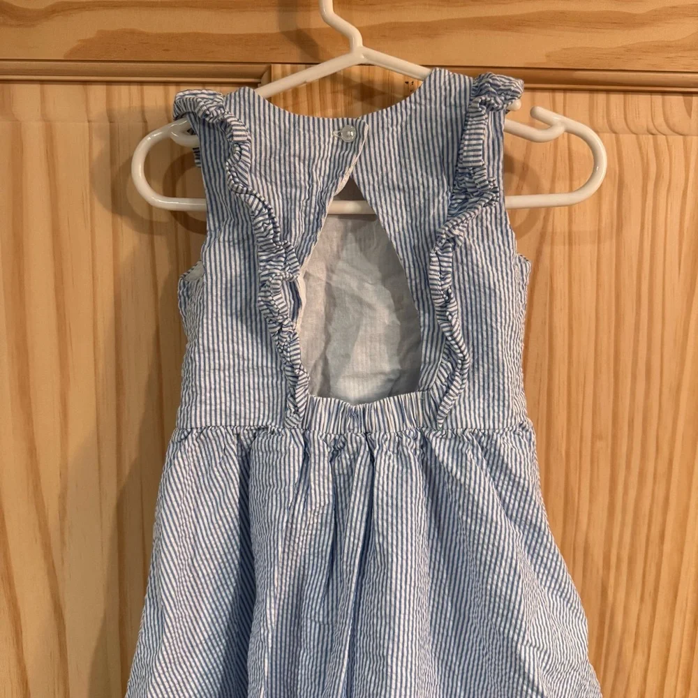 Hope & Henry Girl Blue White Seersucker Ruffle Open Back Organic Cotton Dress 2T
